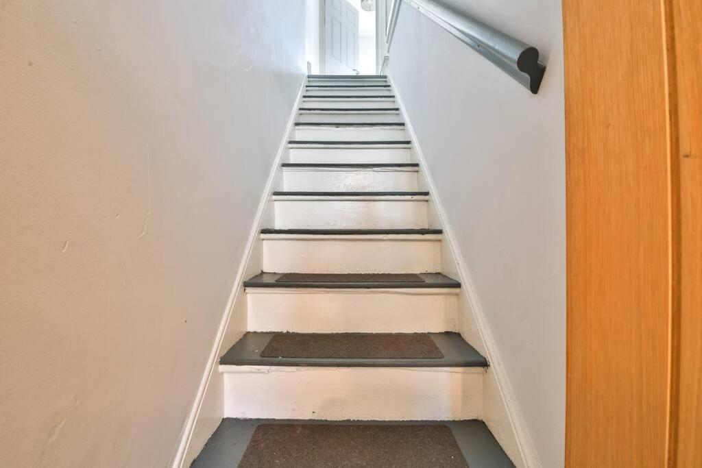 Stayright 2 Bedroom City Stays- Vibrant Area Near Centre Cardiff